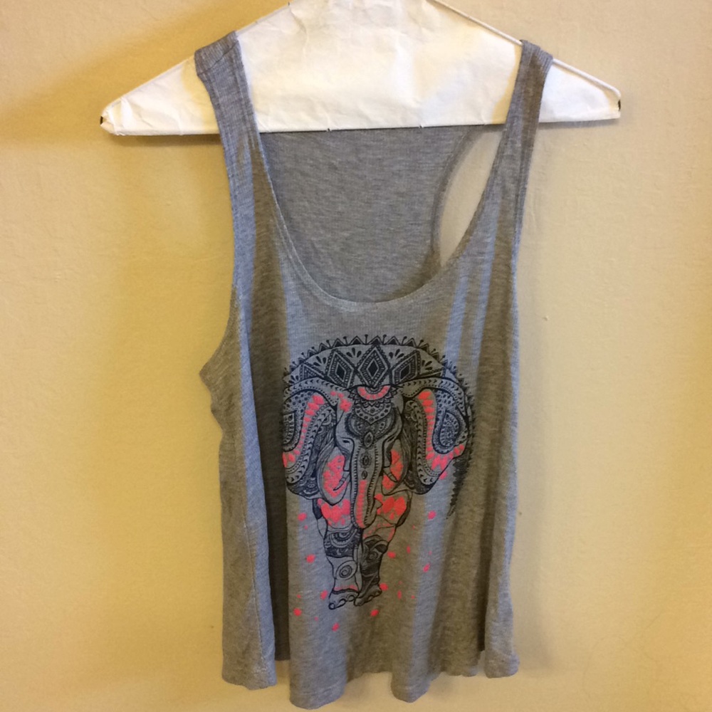 Grey printed tank top! Size small